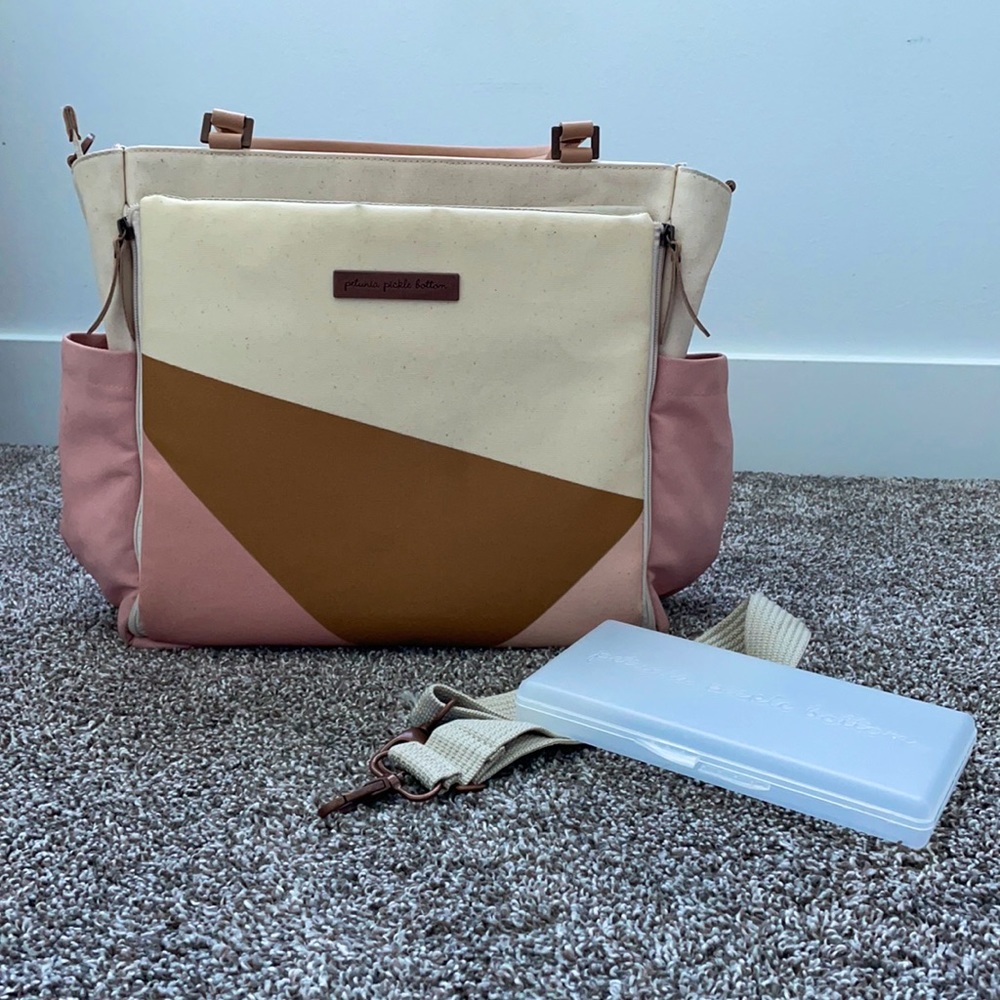 Petunia Pickle Bottom City Carryall